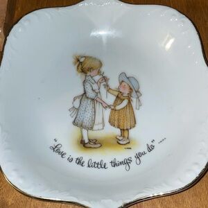 Vintage Holly Hobbie Plate - Retro Country Girls